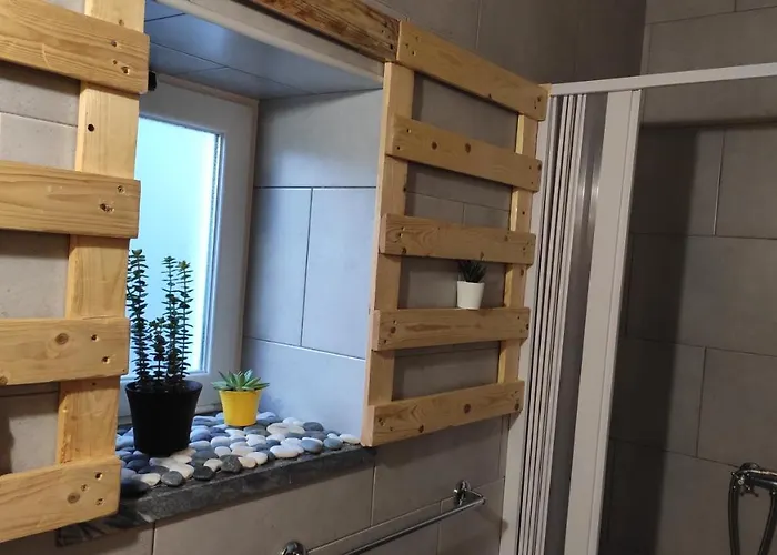 Casa 40th-music Wood House Vendégház 4*